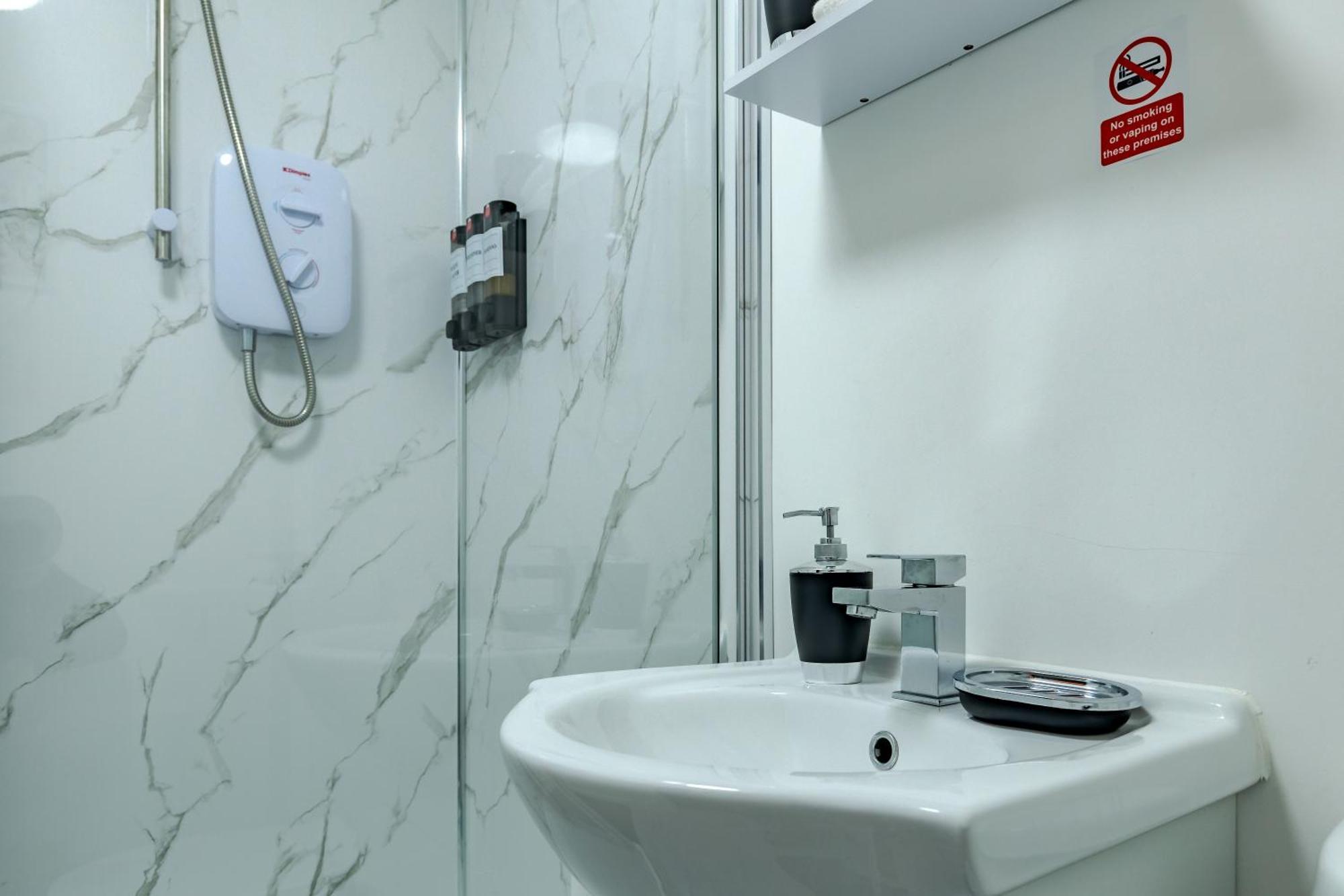 Stay Hub City Centre - Self Check-In Birmingham Zimmer foto